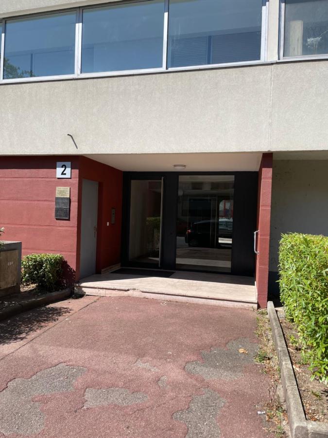 Appartement 3 Pieces Pour 1 A 5 Voyageurs Rillieux-la-Pape エクステリア 写真